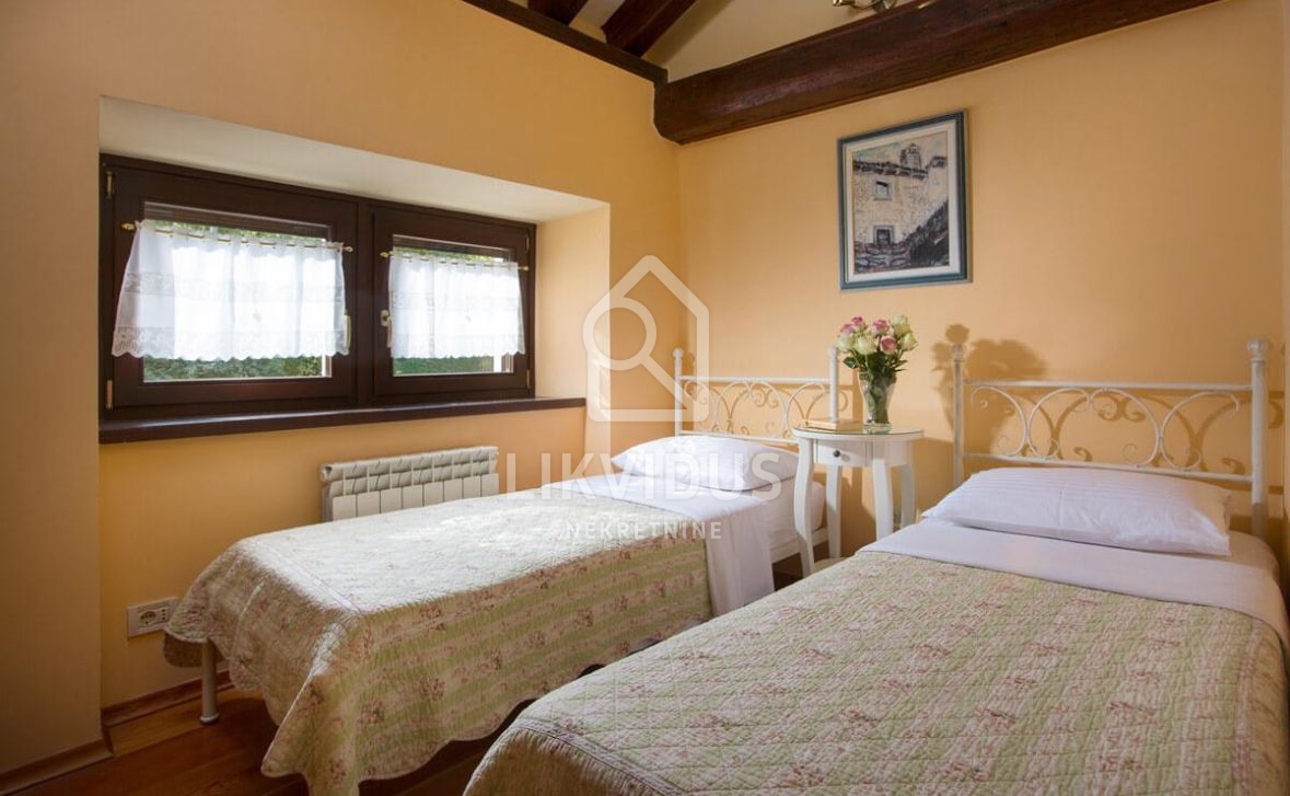 Hiša Momjan, Buje, 159m2