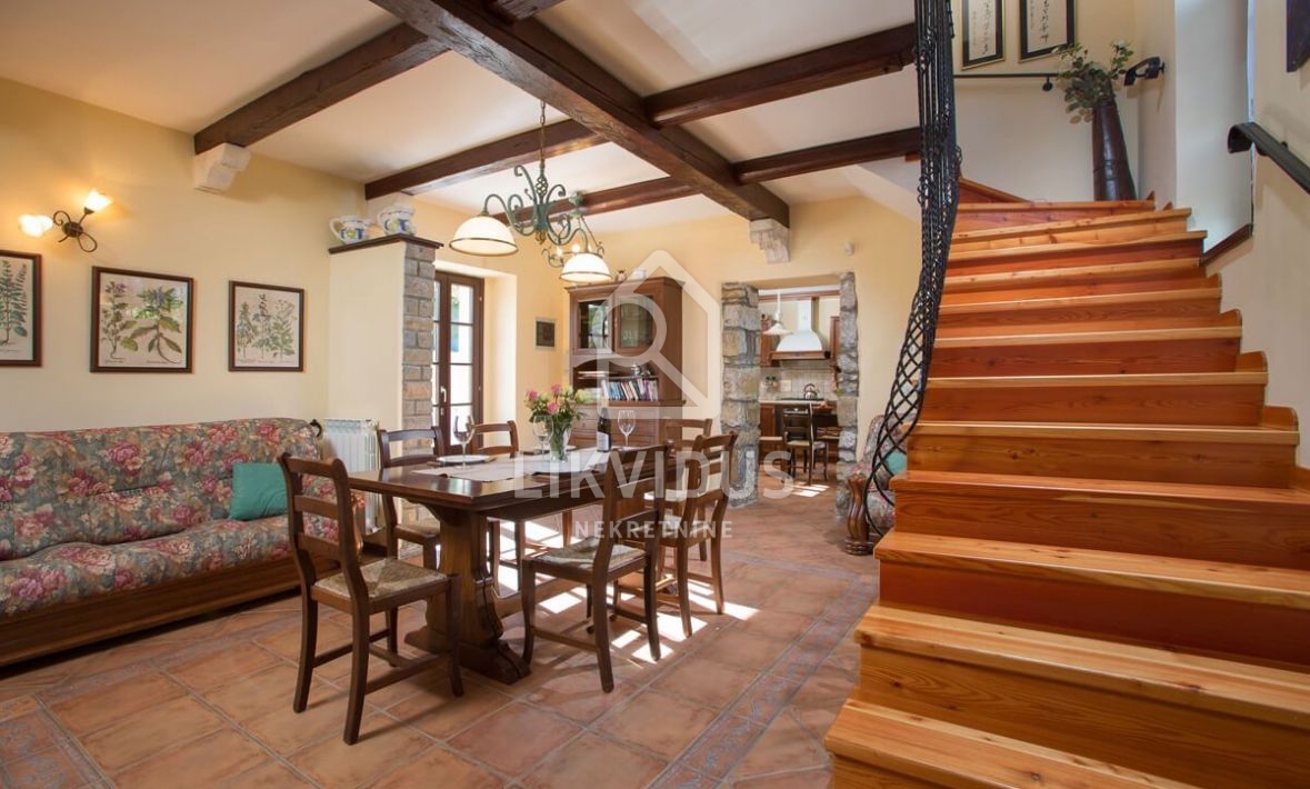 Hiša Momjan, Buje, 159m2