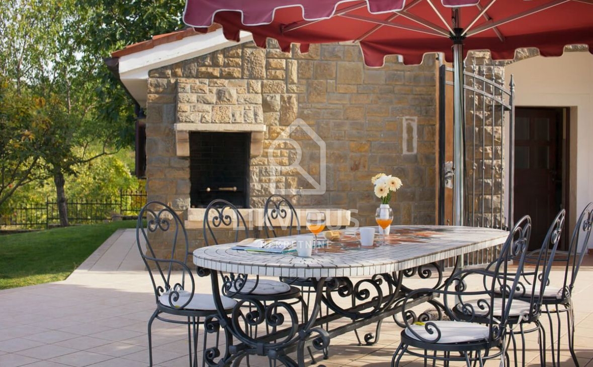 Hiša Momjan, Buje, 159m2