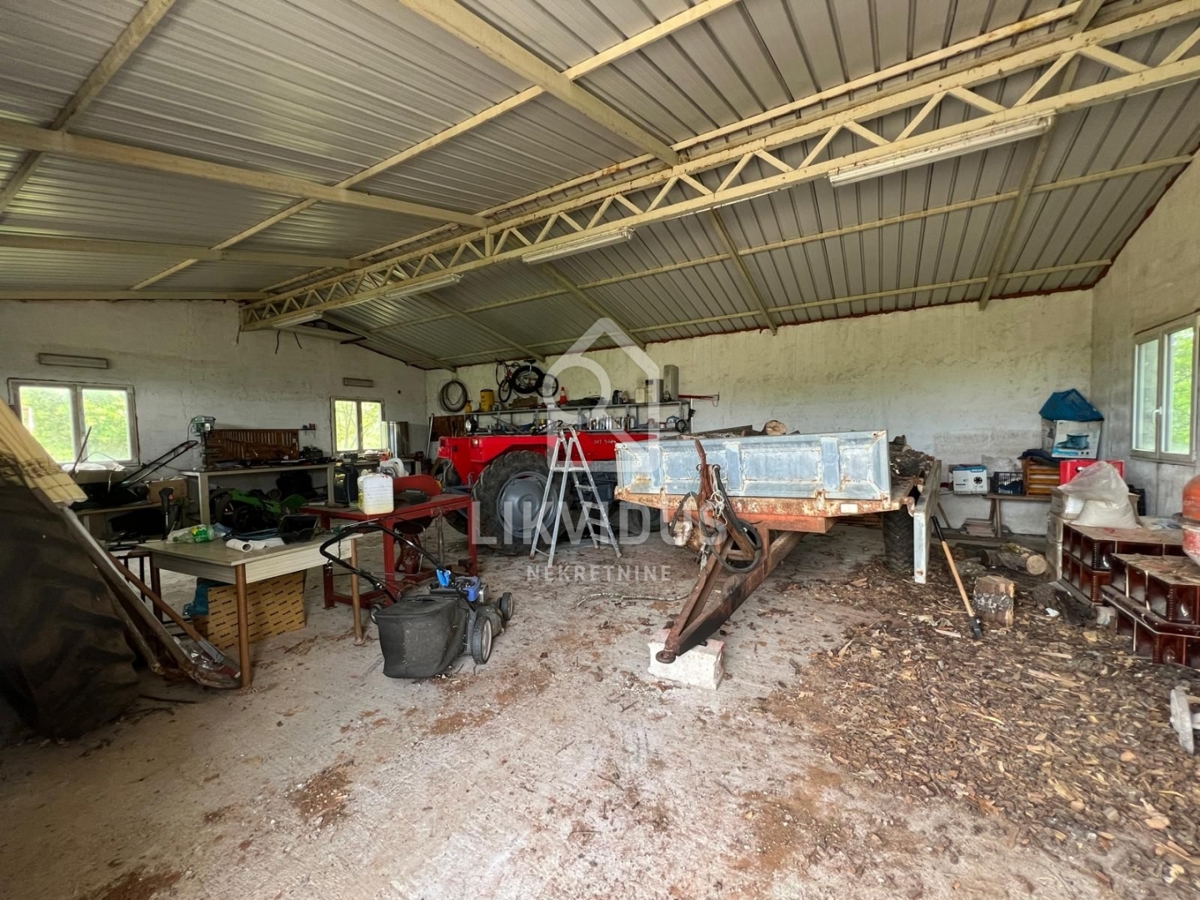 Zemljišče Šarići, Marčana, 26.000m2