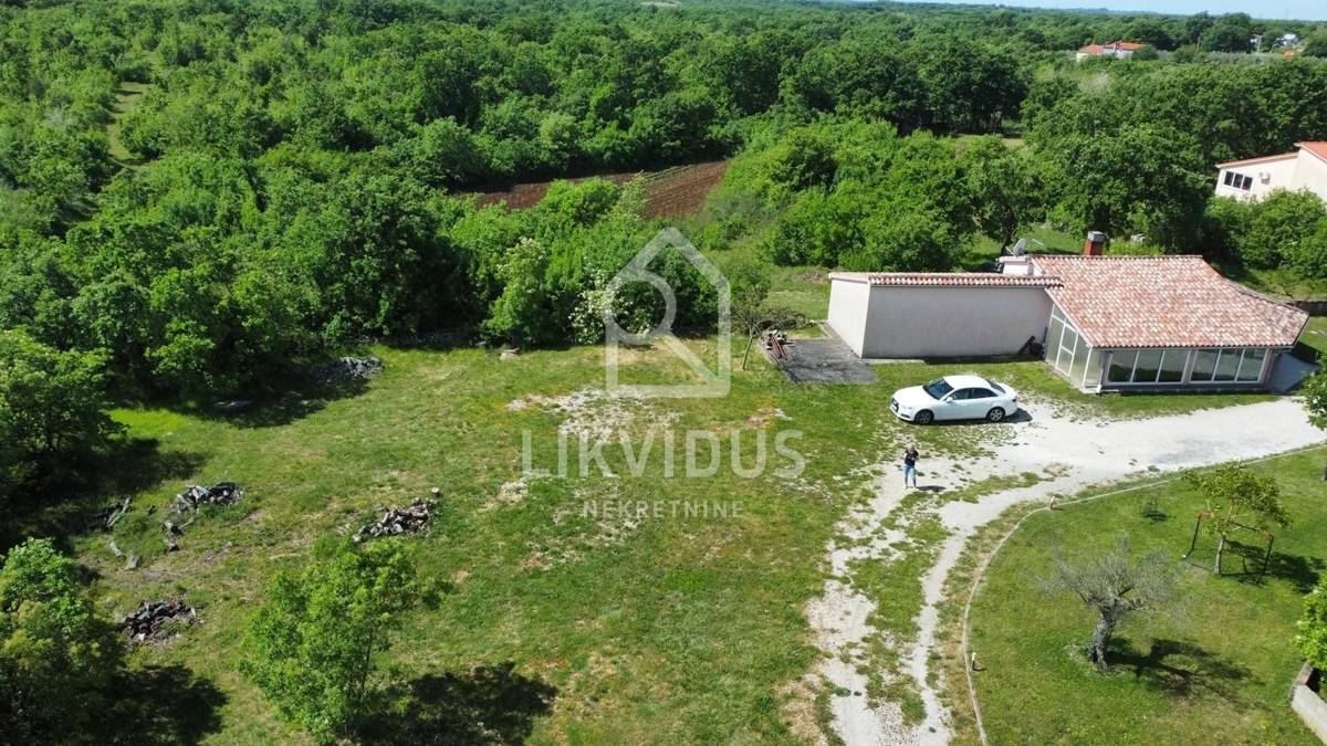 Zemljišče Šarići, Marčana, 26.000m2