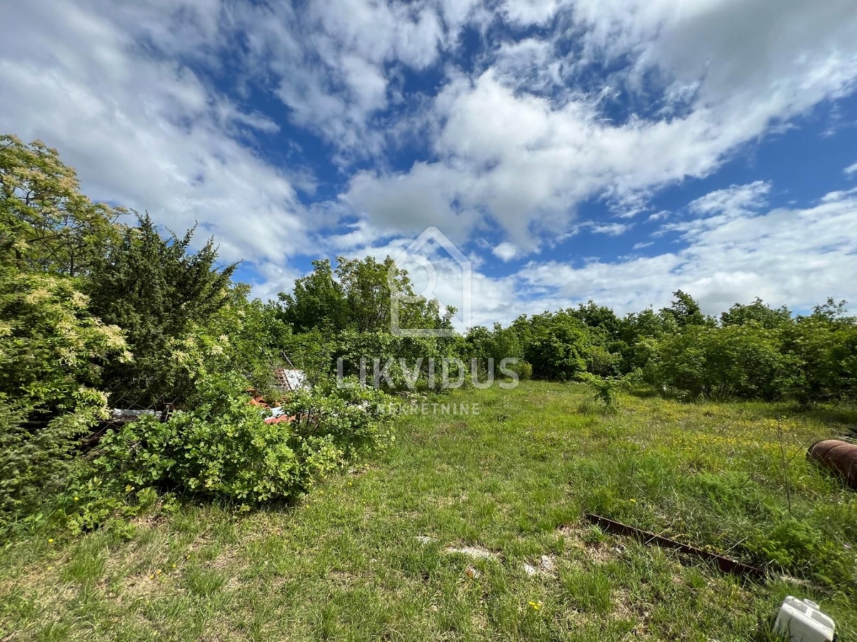 Zemljišče Šarići, Marčana, 26.000m2