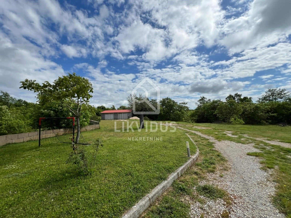 Zemljišče Šarići, Marčana, 26.000m2