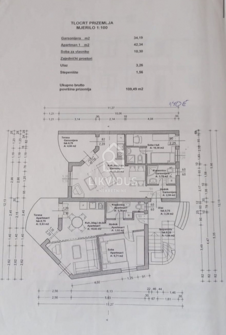 Zemljišče Medulin, 321m2