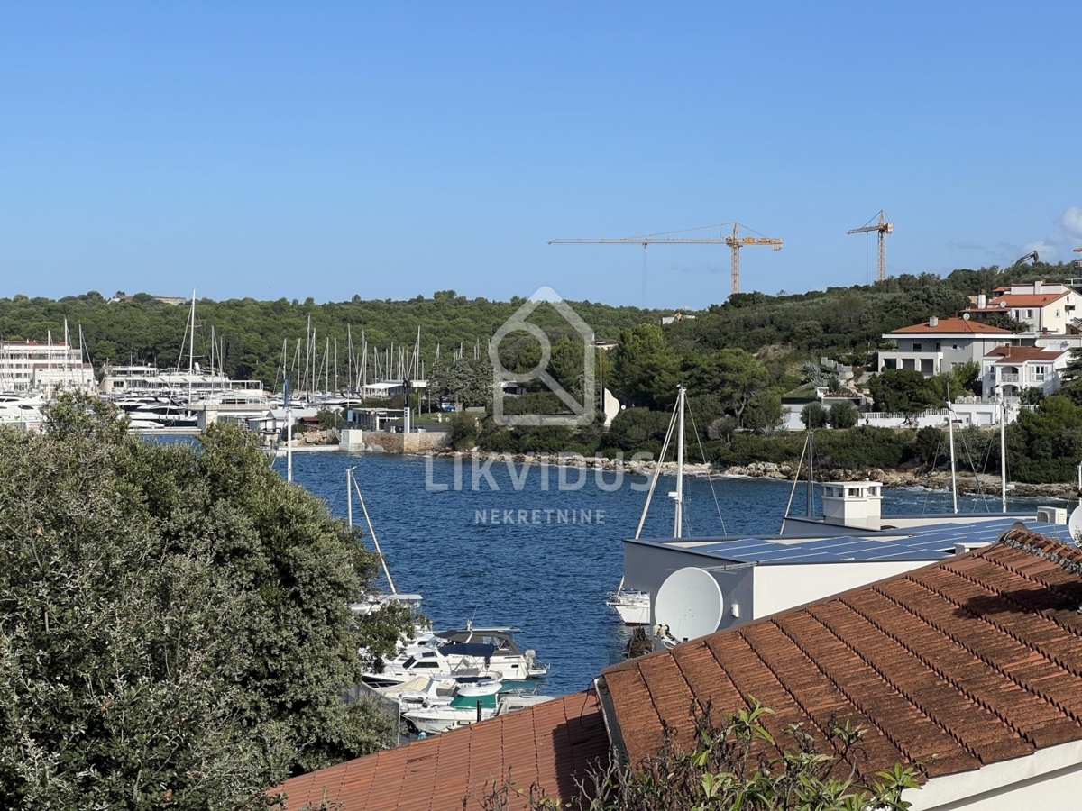 Hiša Pješčana Uvala, Medulin, 300m2