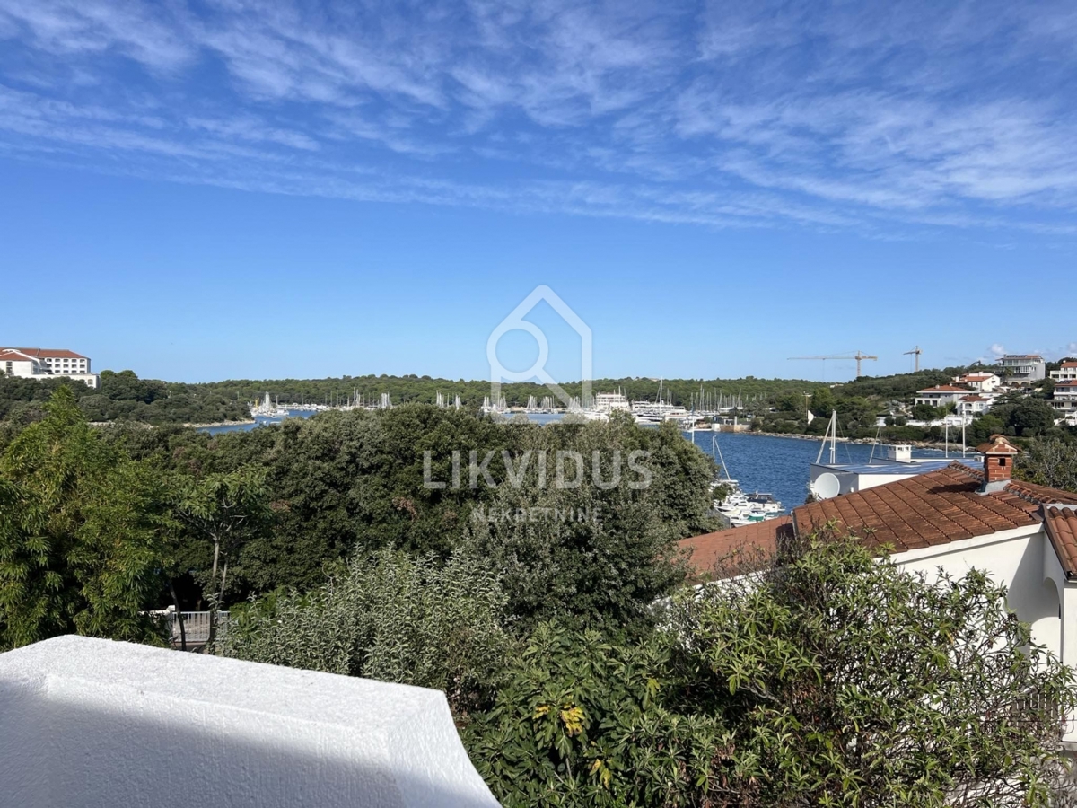 Hiša Pješčana Uvala, Medulin, 300m2