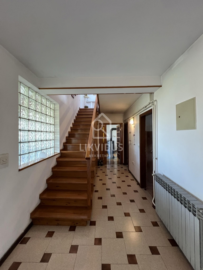 Hiša Pješčana Uvala, Medulin, 300m2