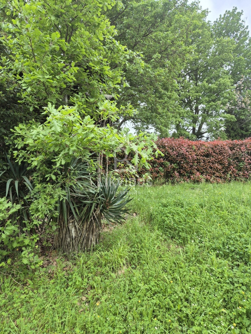 Zemljišče Banjole, Medulin, 1.158m2