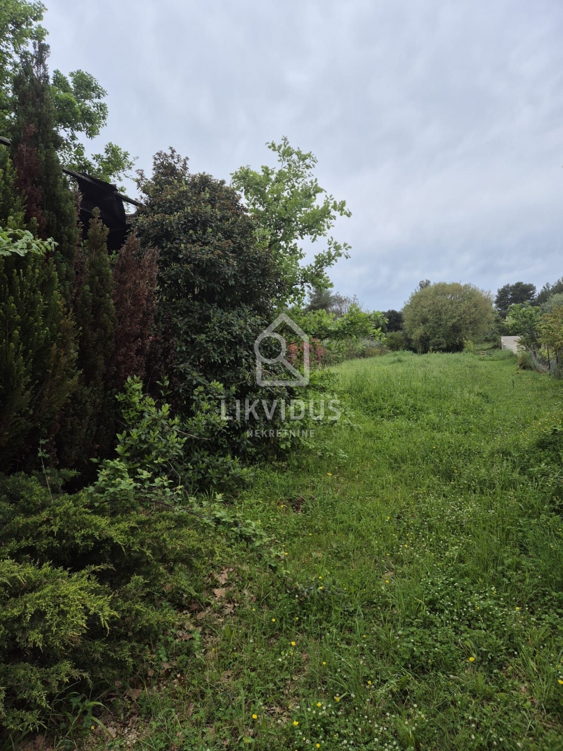 Zemljišče Banjole, Medulin, 1.158m2