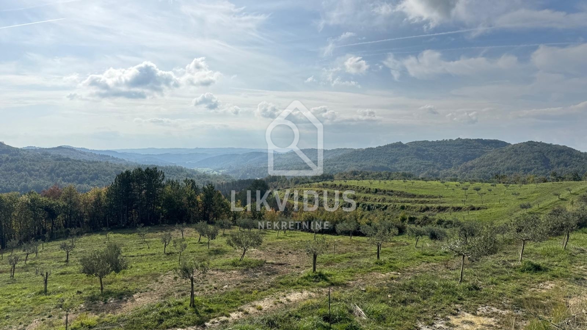 Hiša Draguć, Cerovlje, 350m2