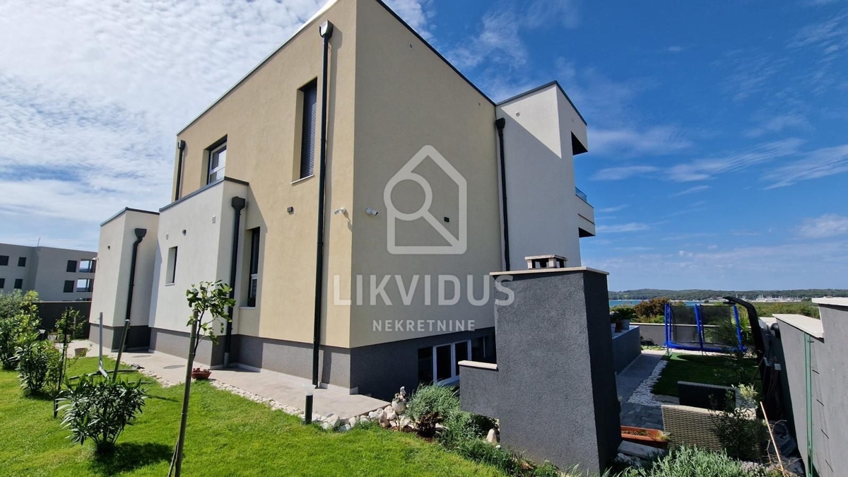 Hiša Medulin, 135m2