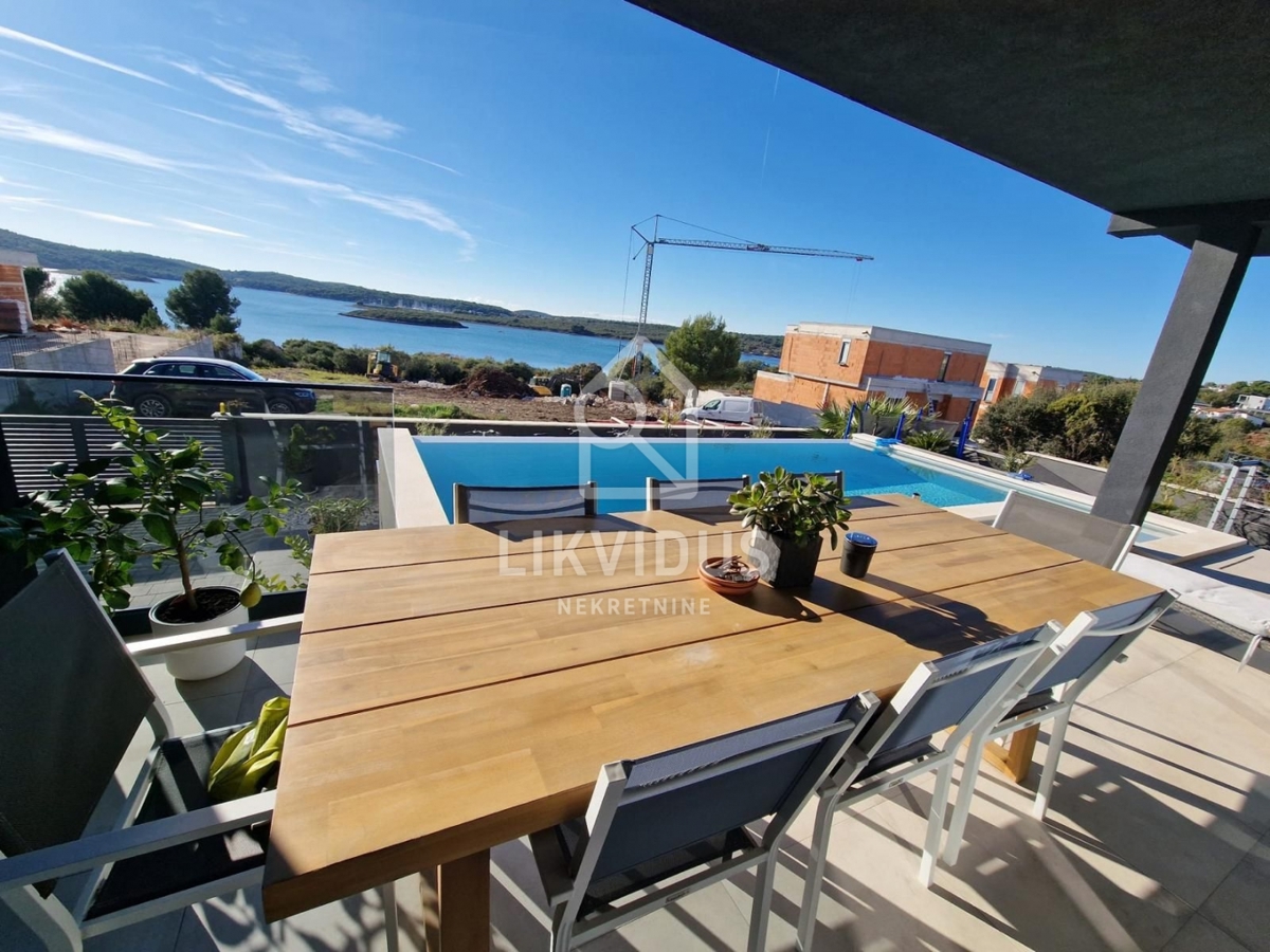 Hiša Medulin, 135m2