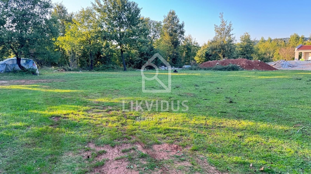 Zemljišče Martinski, Sveta Nedelja, 930m2