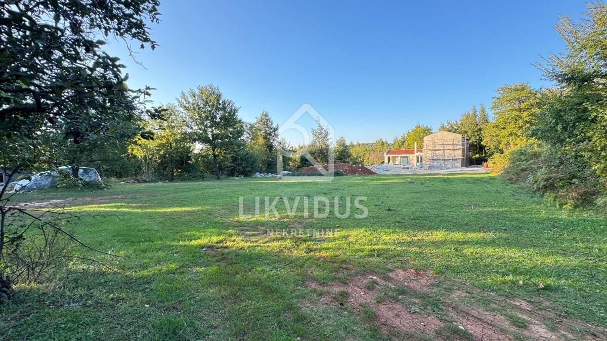 Zemljišče Martinski, Sveta Nedelja, 930m2