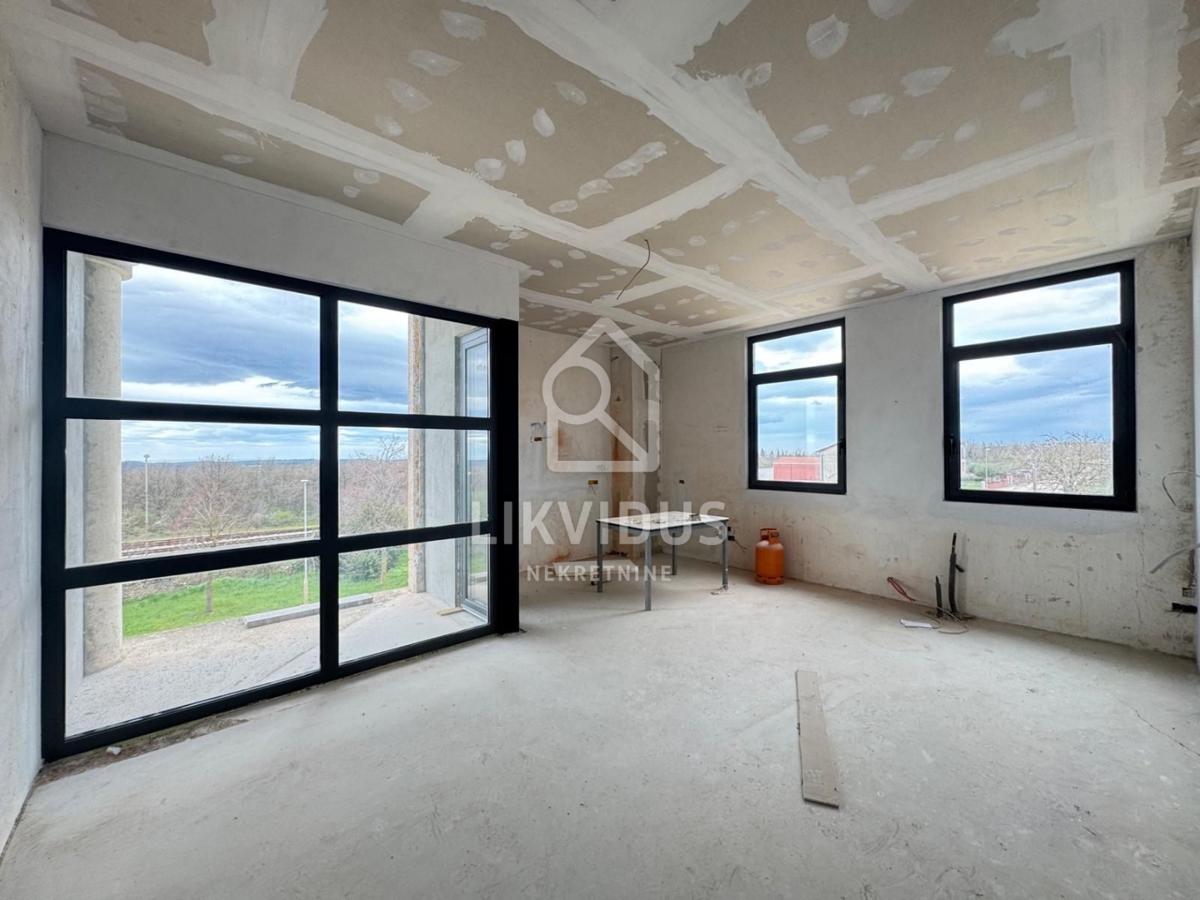 Poslovni prostor Kanfanar, 975m2