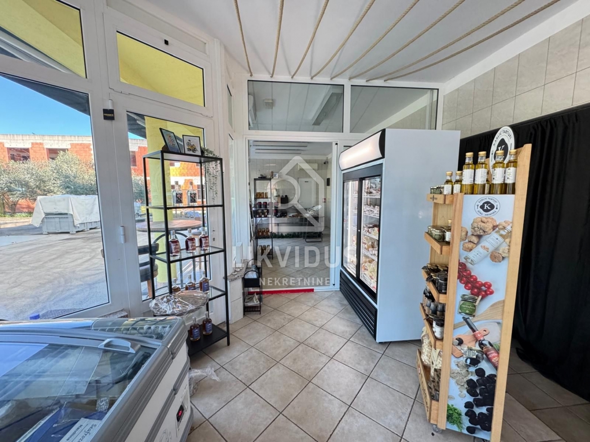 Poslovni prostor Medulin, 246m2