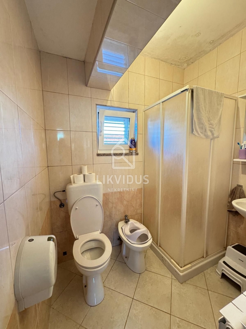 Poslovni prostor Medulin, 246m2