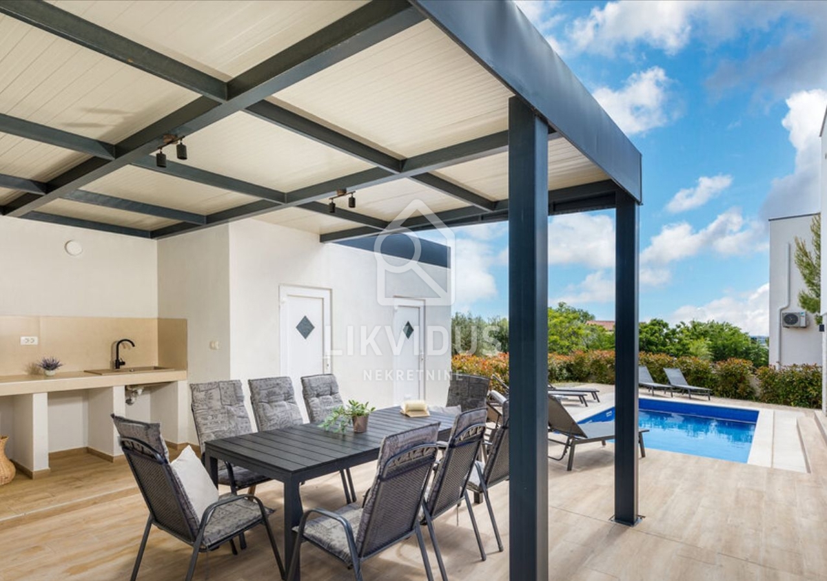 Hiša Fažana, 180m2