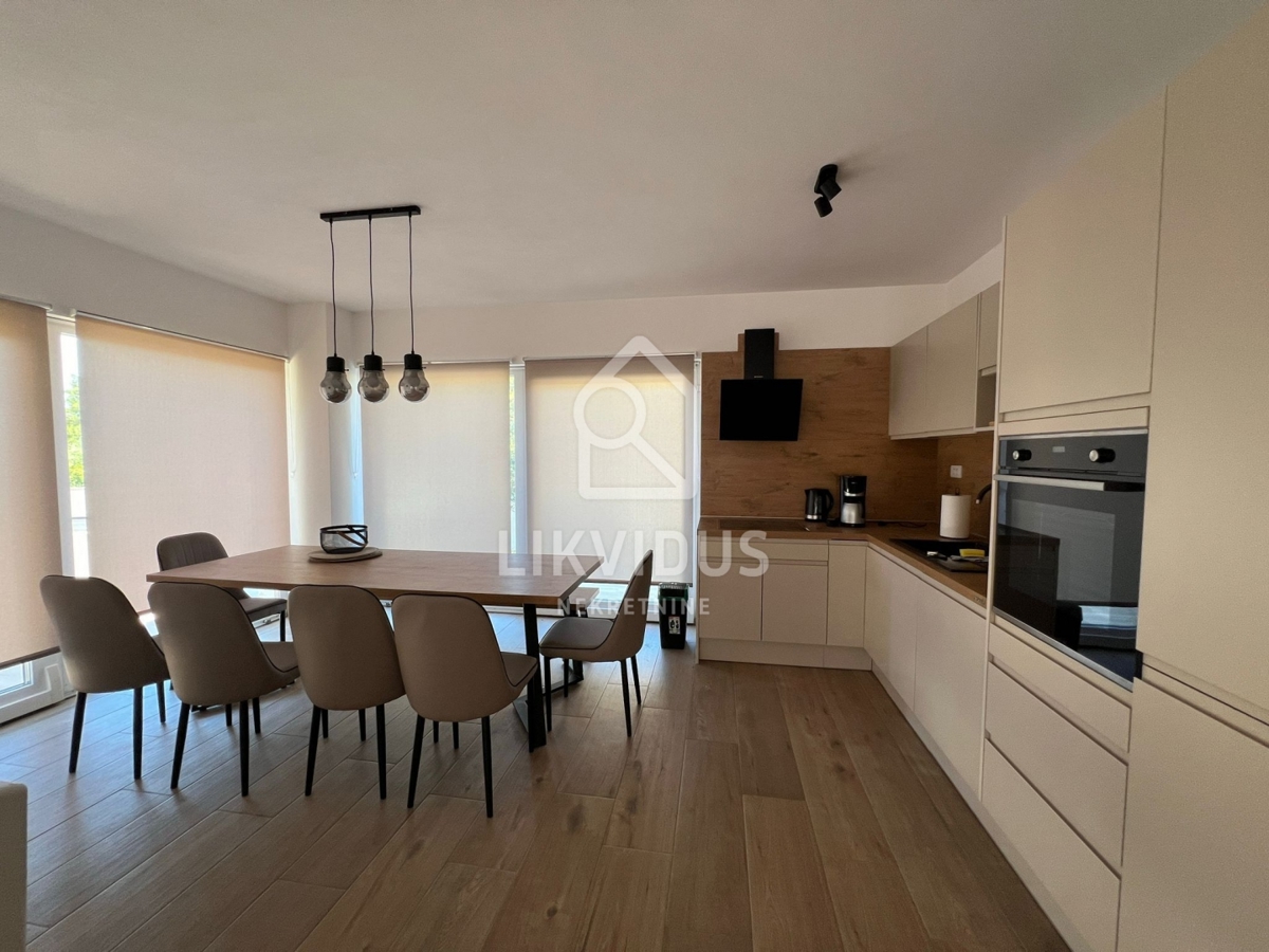 Hiša Fažana, 180m2