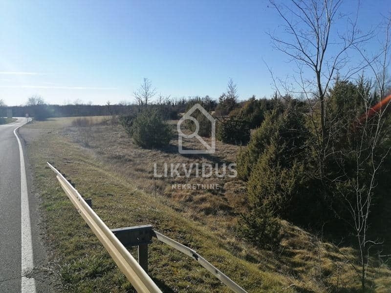 Zemljišče Kanfanar, 46.093m2