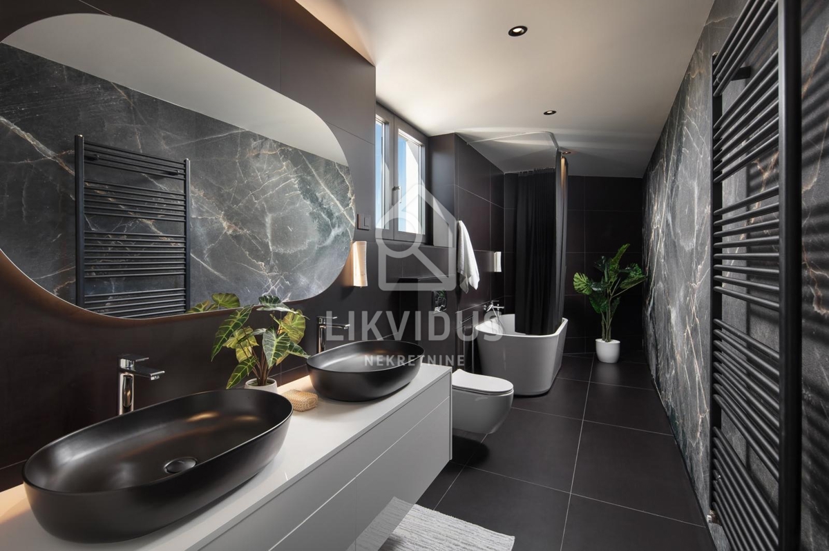 Hiša Brgod, Raša, 506m2