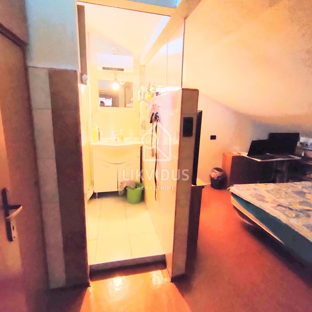 Hiša Stari Pazin, Pazin, 208m2