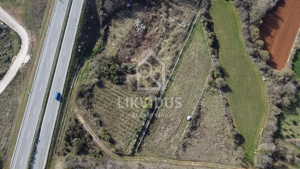 Kmetijsko zemljišče, vinograd, Vodnjan, 1.877 m²