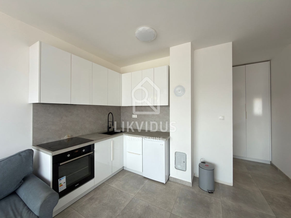 Moderno stanovanje, Medulin, 52 m², 2 spalnici + dnevna soba