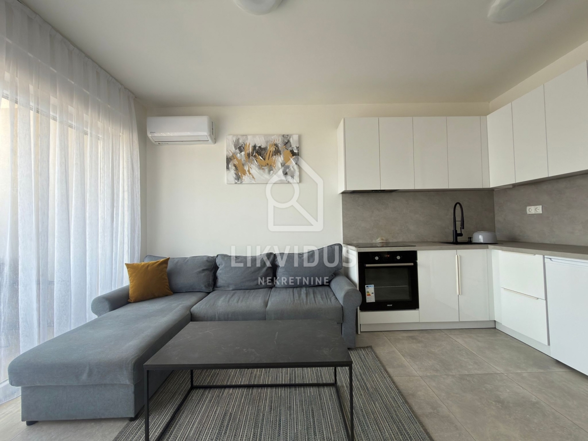 Moderno stanovanje, Medulin, 52 m², 2 spalnici + dnevna soba