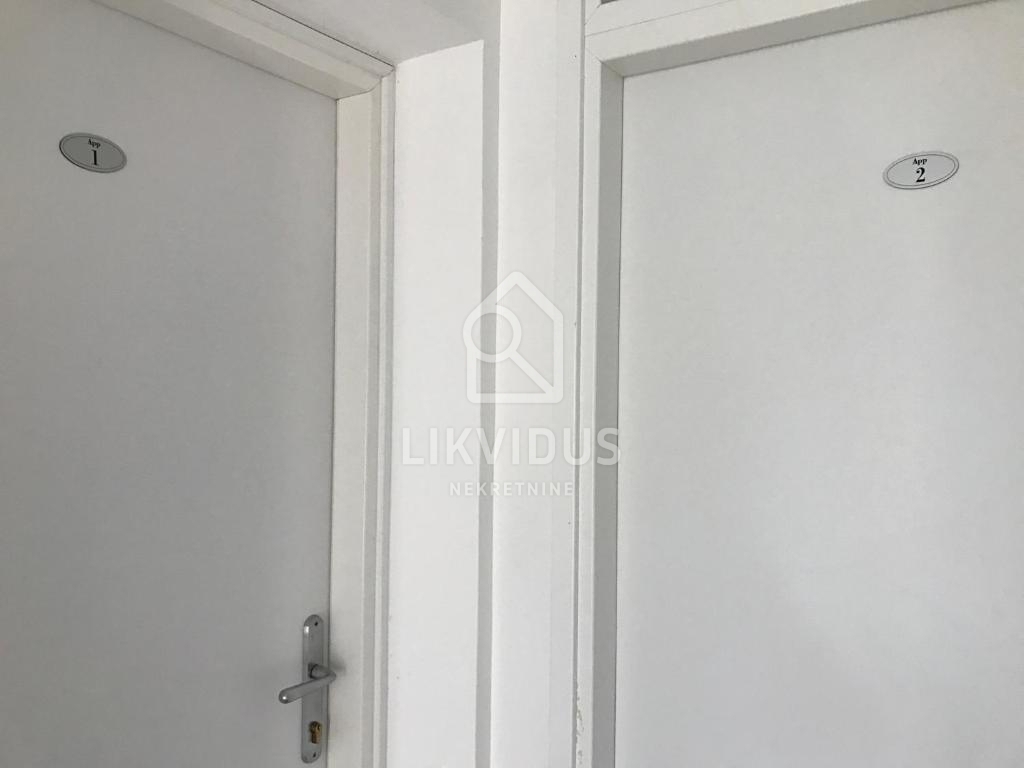 Stanovanje Centar, Pula, 109,49m2