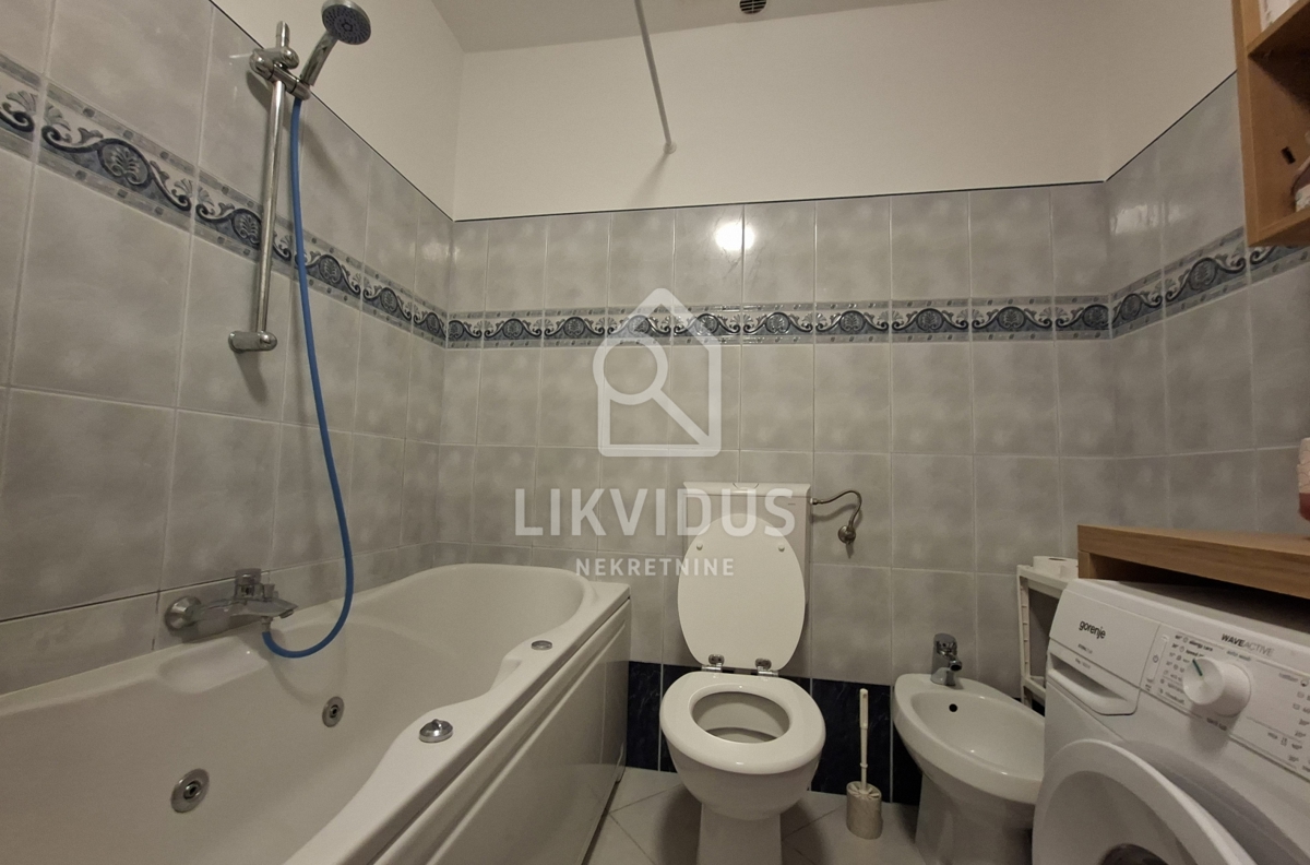 Stanovanje Centar, Pula, 109,49m2