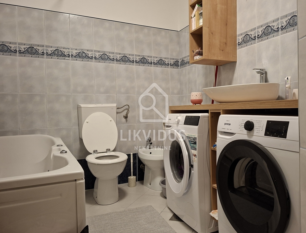 Stanovanje Centar, Pula, 109,49m2