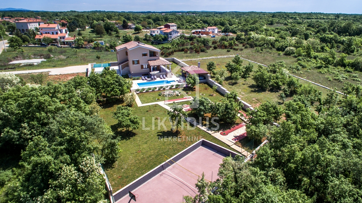 Hiša Štokovci, Svetvinčenat, 294m2