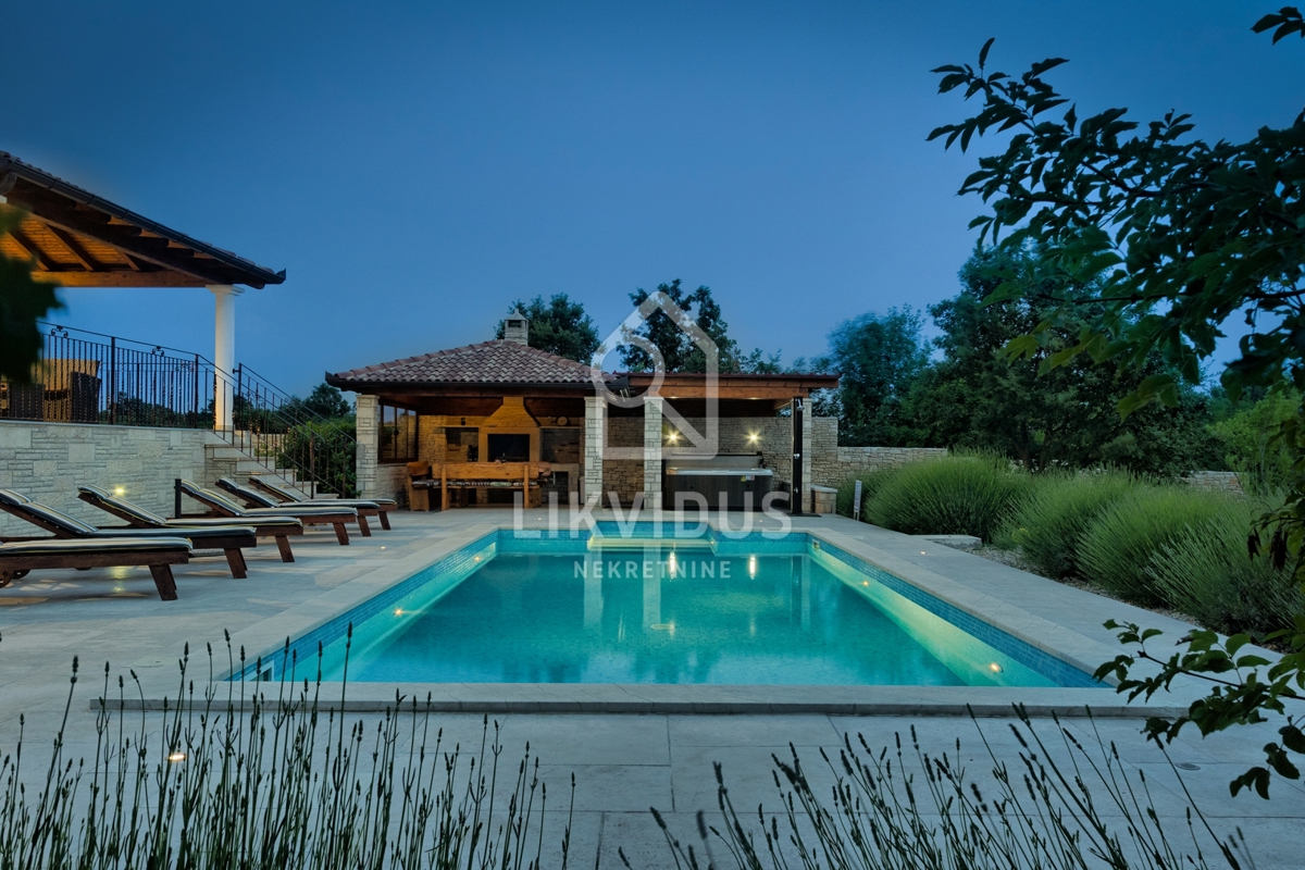 Hiša Štokovci, Svetvinčenat, 294m2