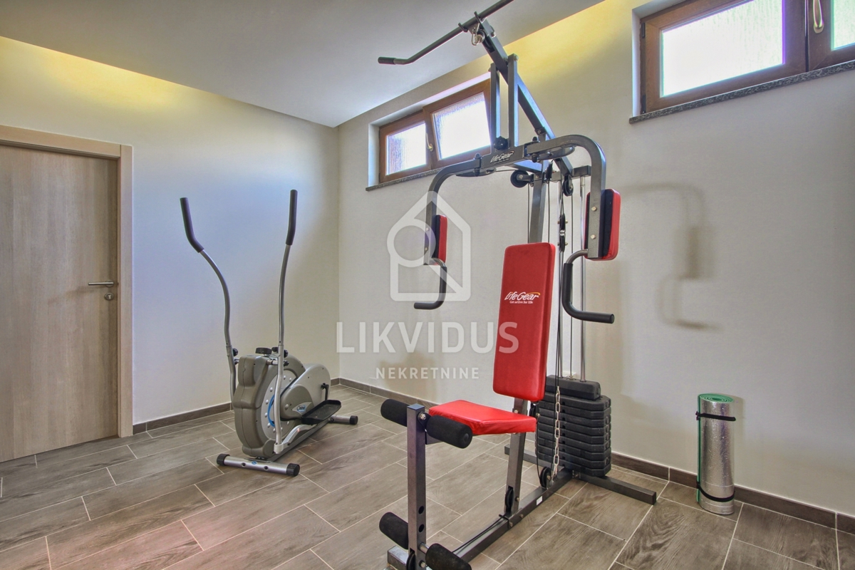 Hiša Štokovci, Svetvinčenat, 294m2