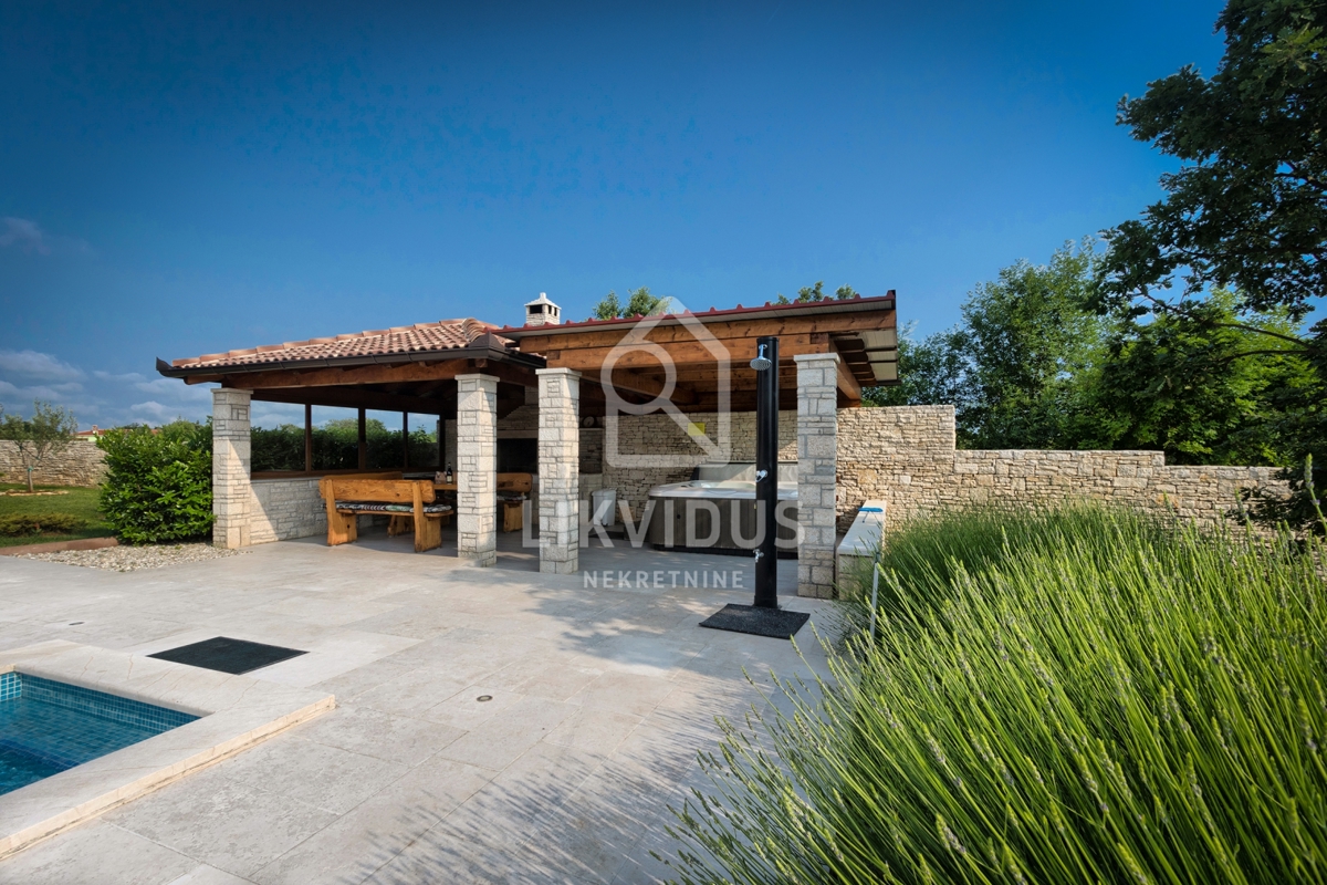 Hiša Štokovci, Svetvinčenat, 294m2