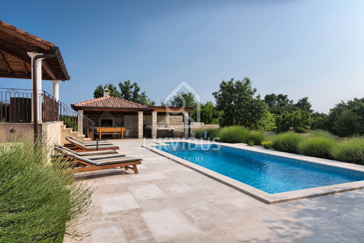 Hiša Štokovci, Svetvinčenat, 294m2