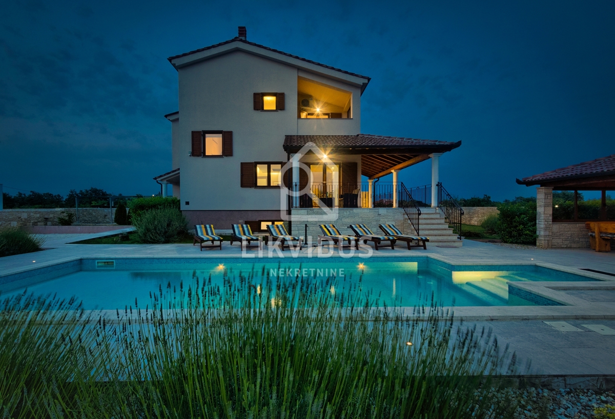 Hiša Štokovci, Svetvinčenat, 294m2