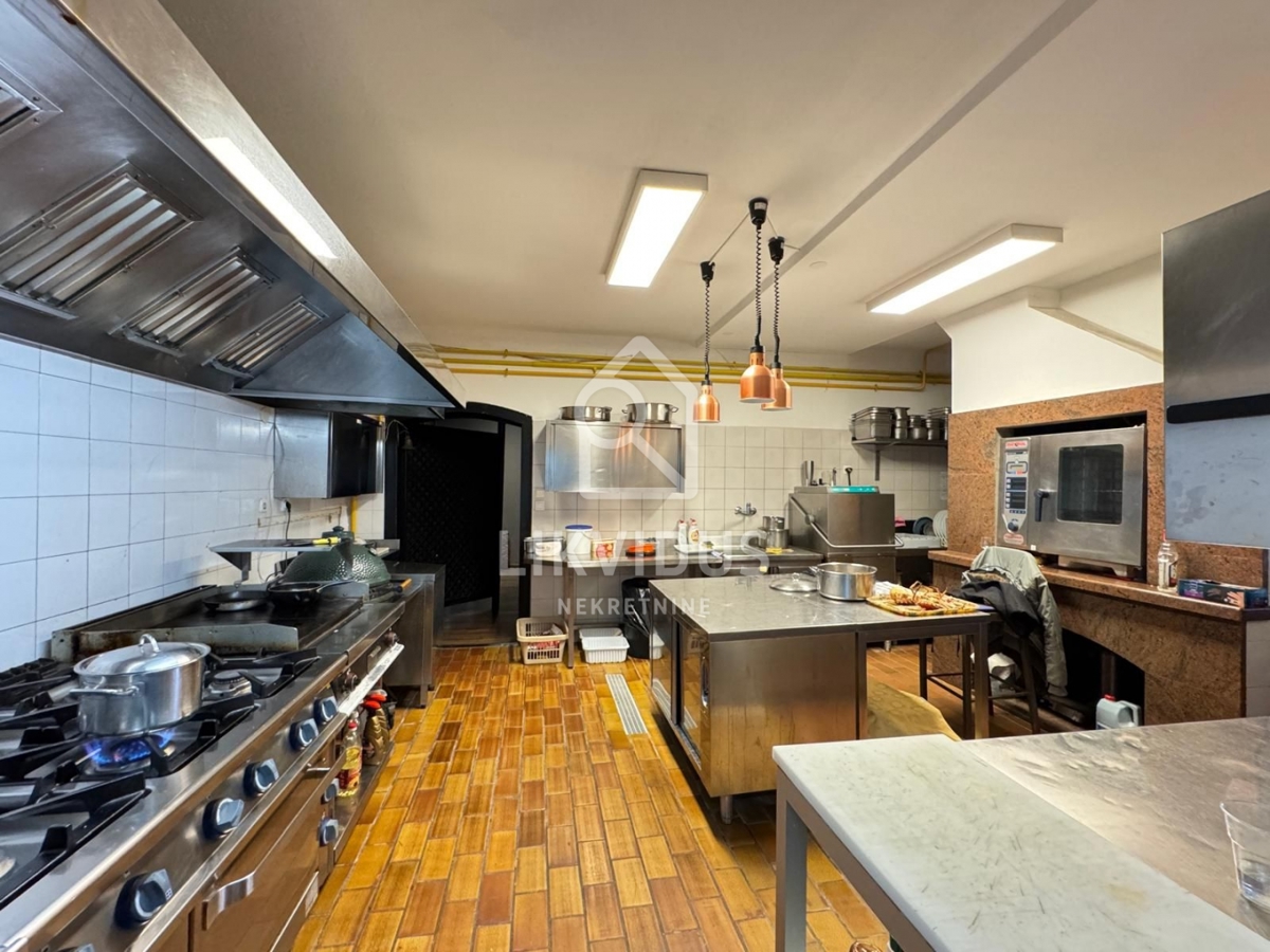 Hiša Pješčana Uvala, Medulin, 424,25m2