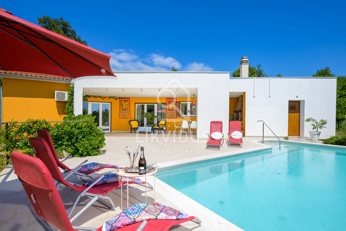 Hiša Svetvinčenat, 180m2