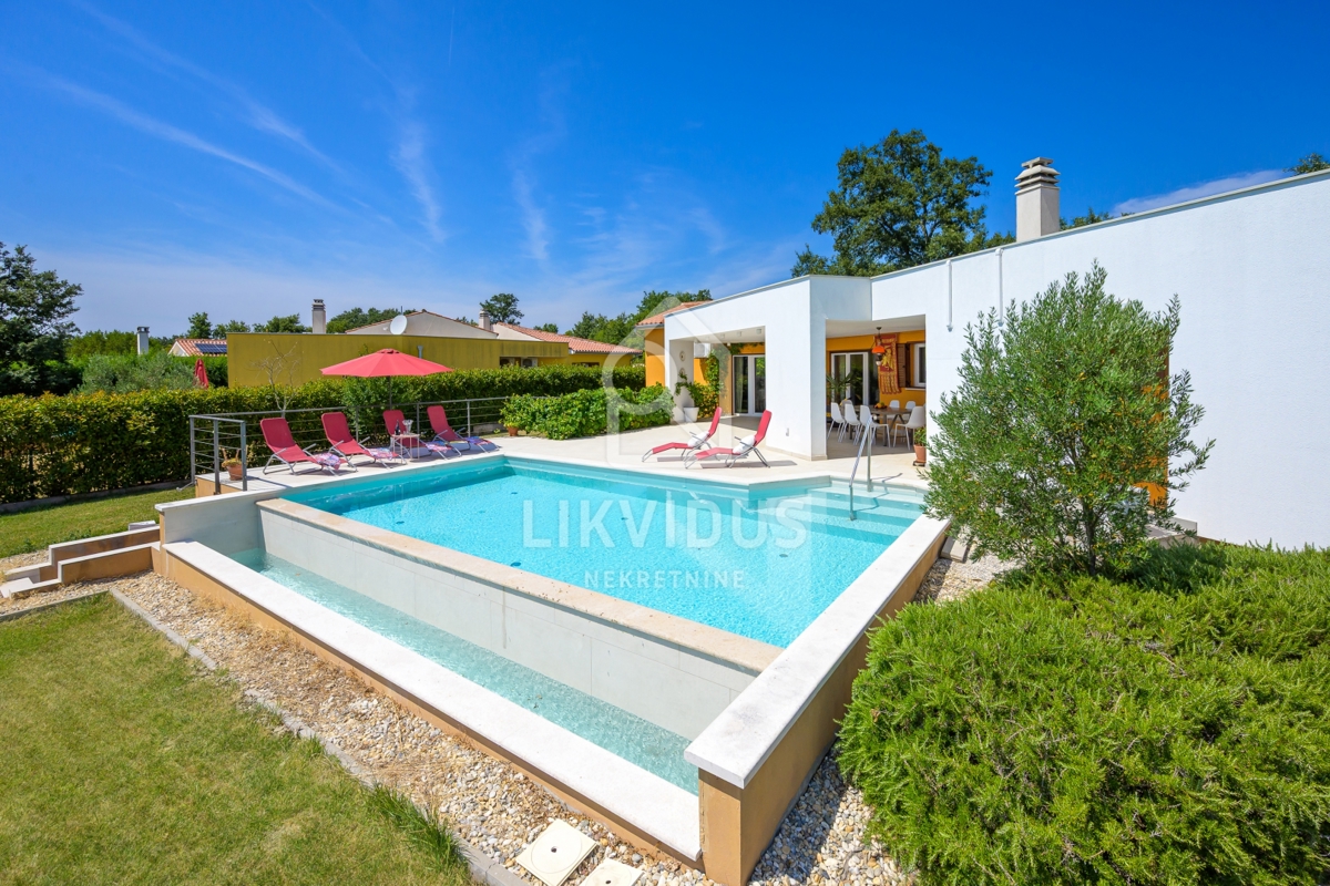 Hiša Svetvinčenat, 180m2