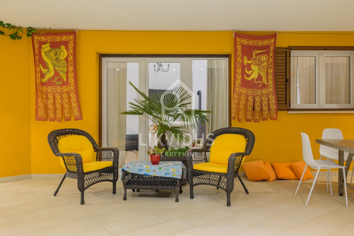 Hiša Svetvinčenat, 180m2