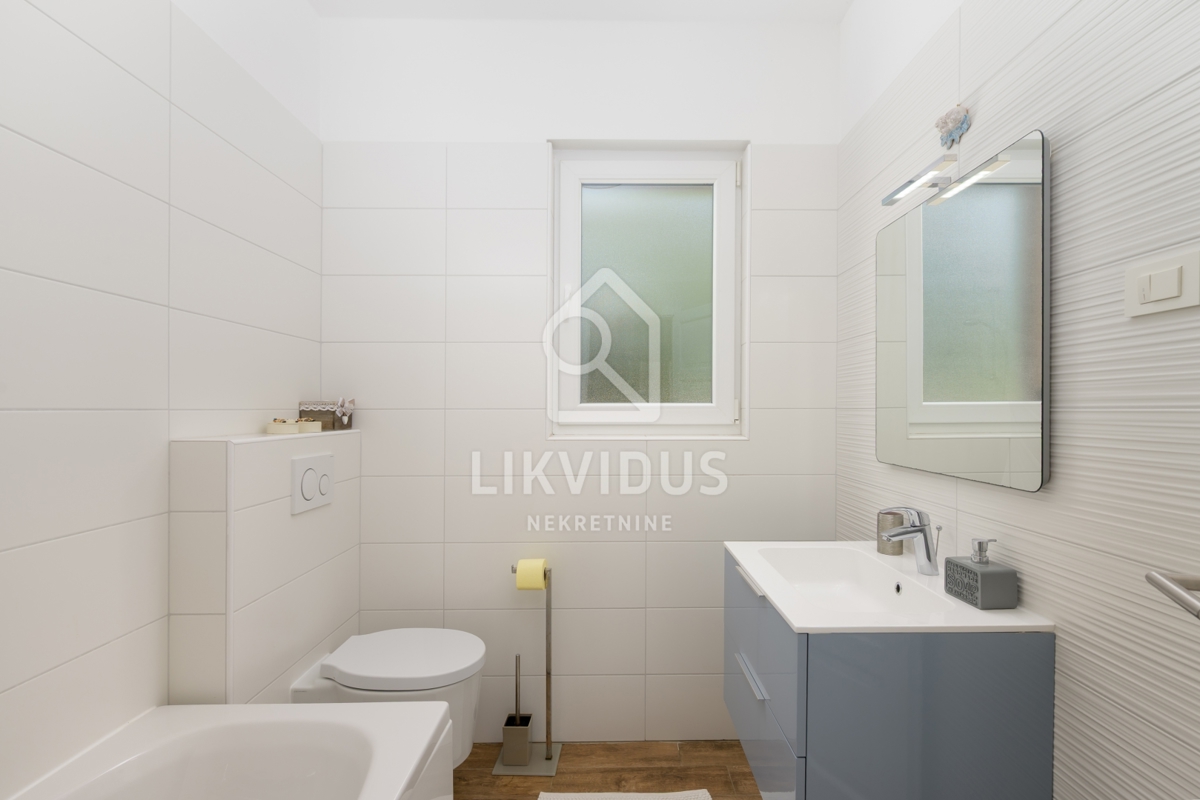 Hiša Svetvinčenat, 180m2