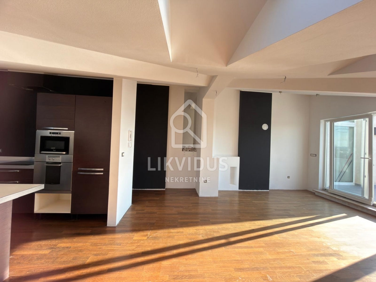 Stanovanje Medulin, 191,69m2