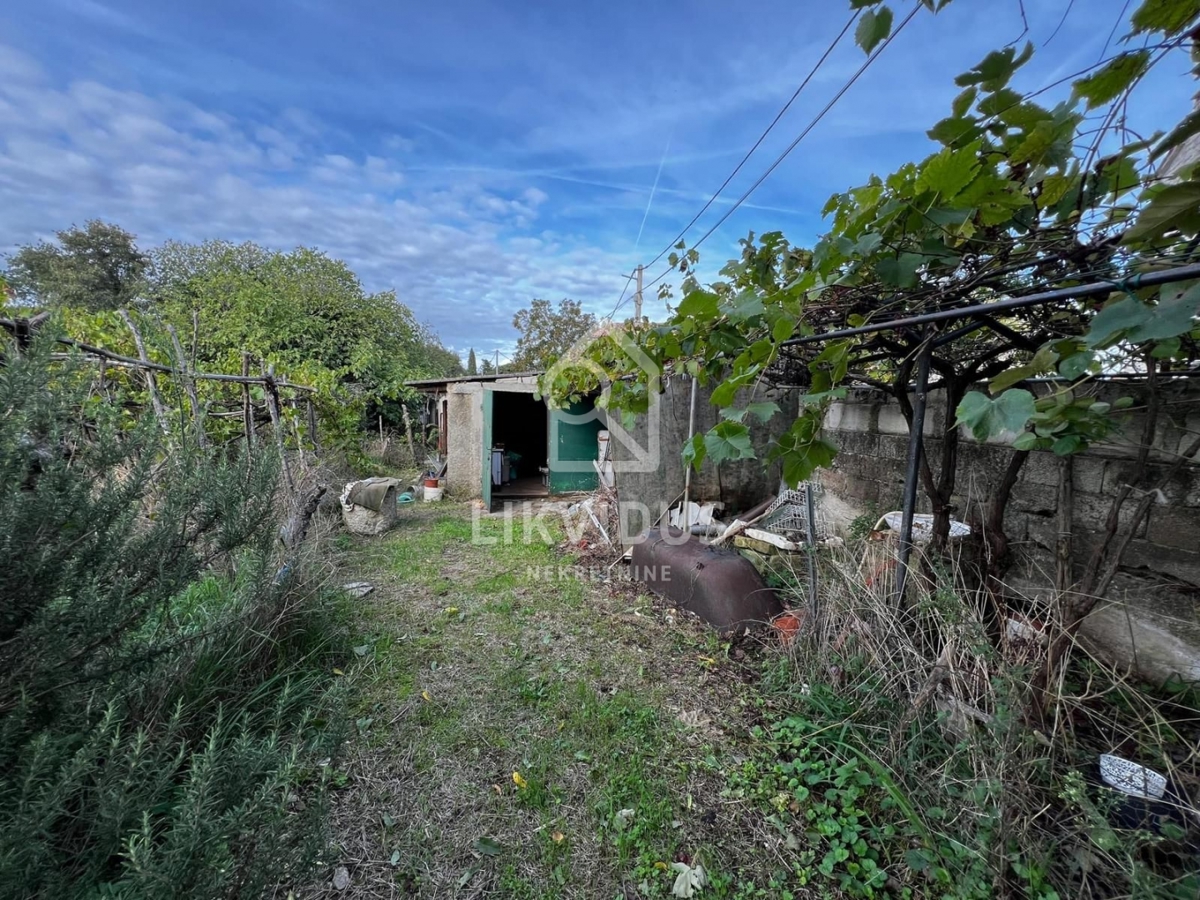 Zemljišče Orbanići, Marčana, 1.117m2