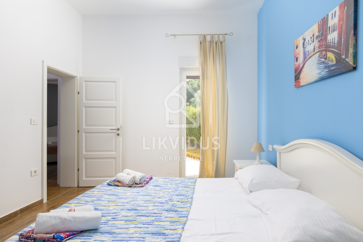 Hiša Svetvinčenat, 180m2