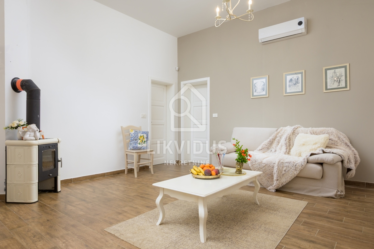 Hiša Svetvinčenat, 180m2