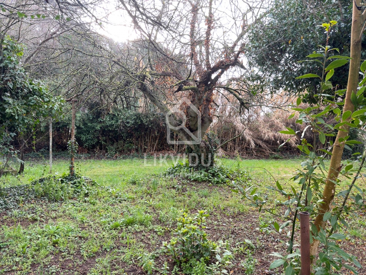 Zemljišče Veruda, Pula, 935m2