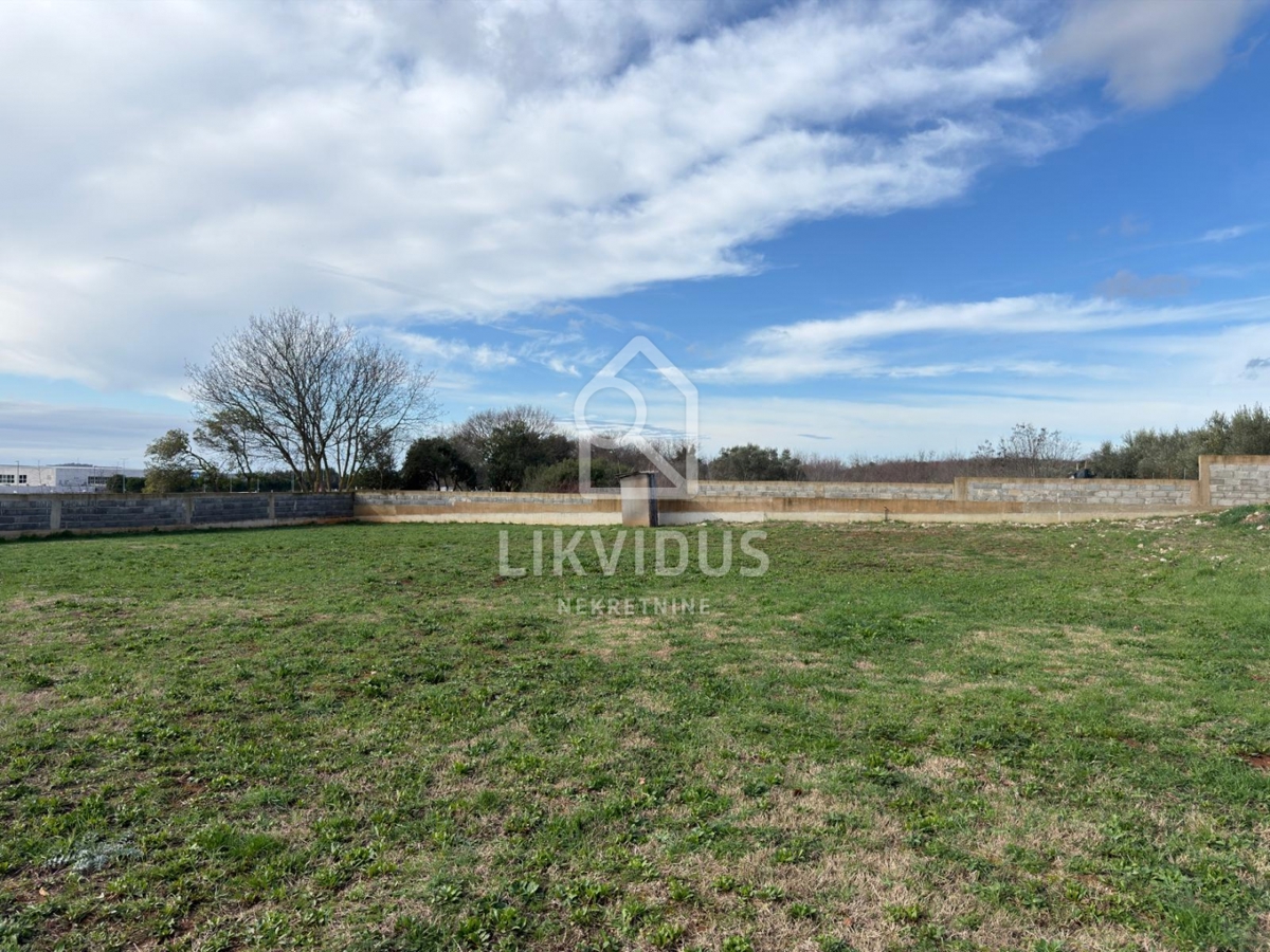 Zemljišče Valtura, Ližnjan, 3.909m2