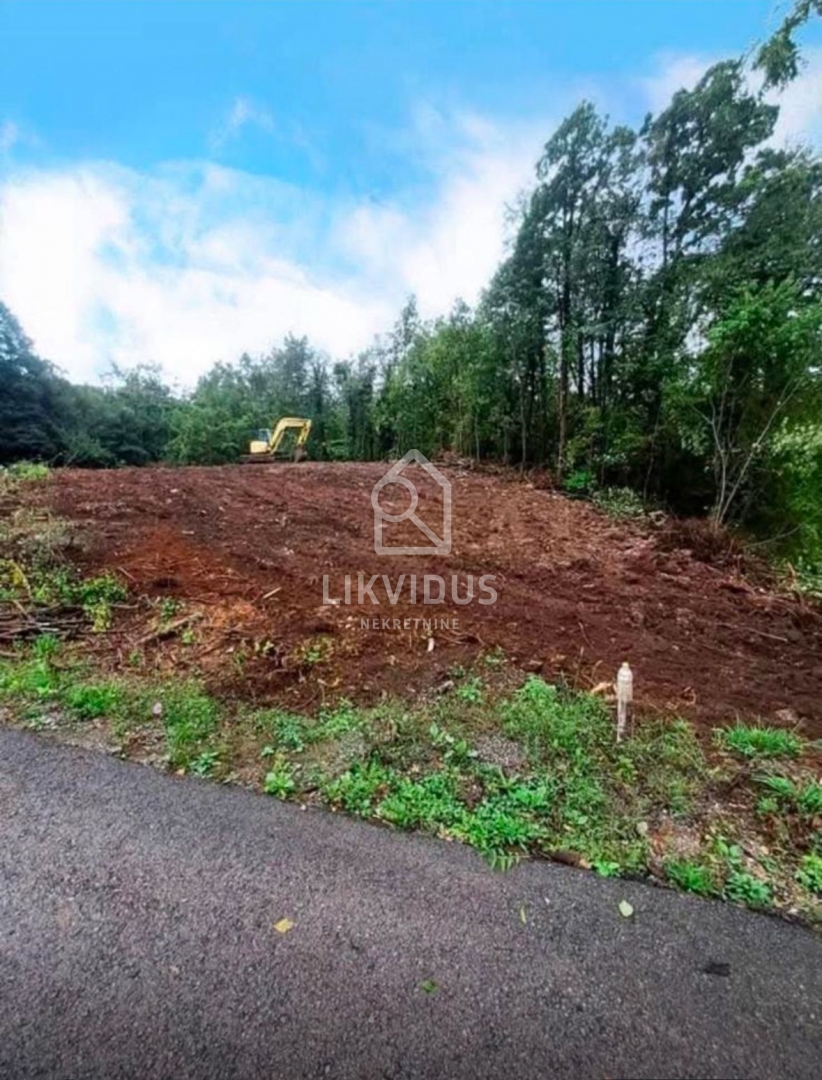 Zemljišče Jurdani, Matulji, 1.336m2